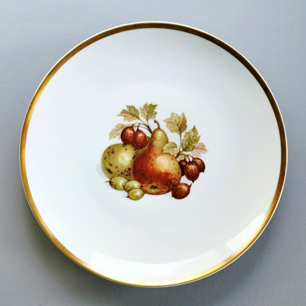 Vintage PM Jaeger & Co. Harvest Dinner Plate, Pear & Figs, Heavy Gold Trim